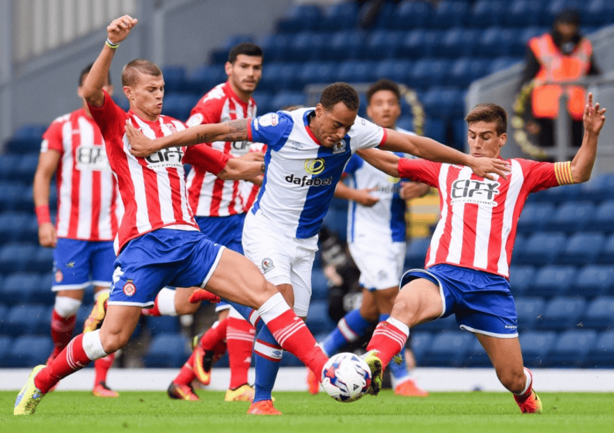 开云App-关于荷甲倒计时；塞维利亚赛后刷新队史纪录；细节引发关注；震撼外界；训练强度明显提升的信息