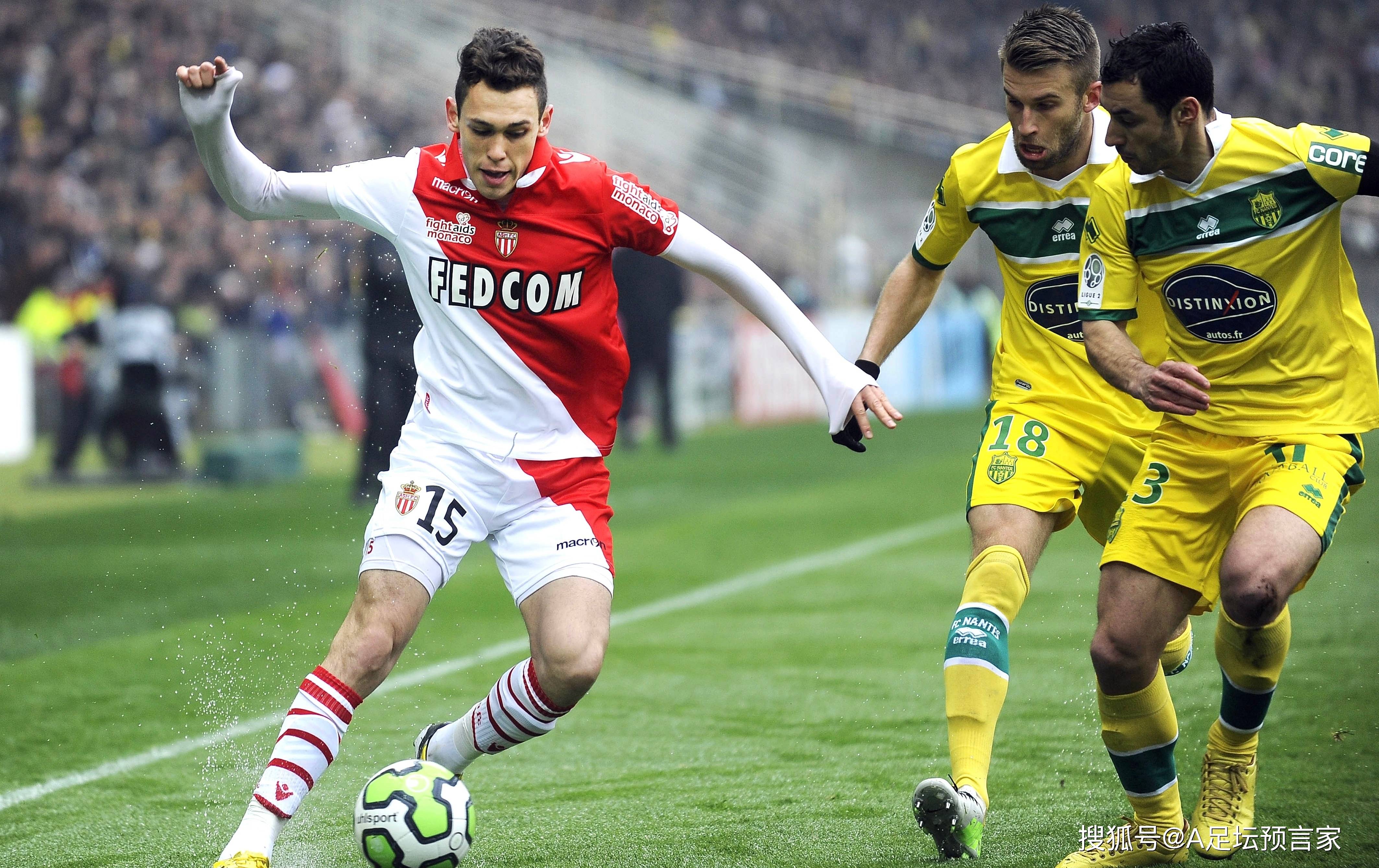 开云移动端-尤文图斯训练开放日，集结日外线爆发引欢呼，社区盾在即，球队文化再被提及的简单介绍